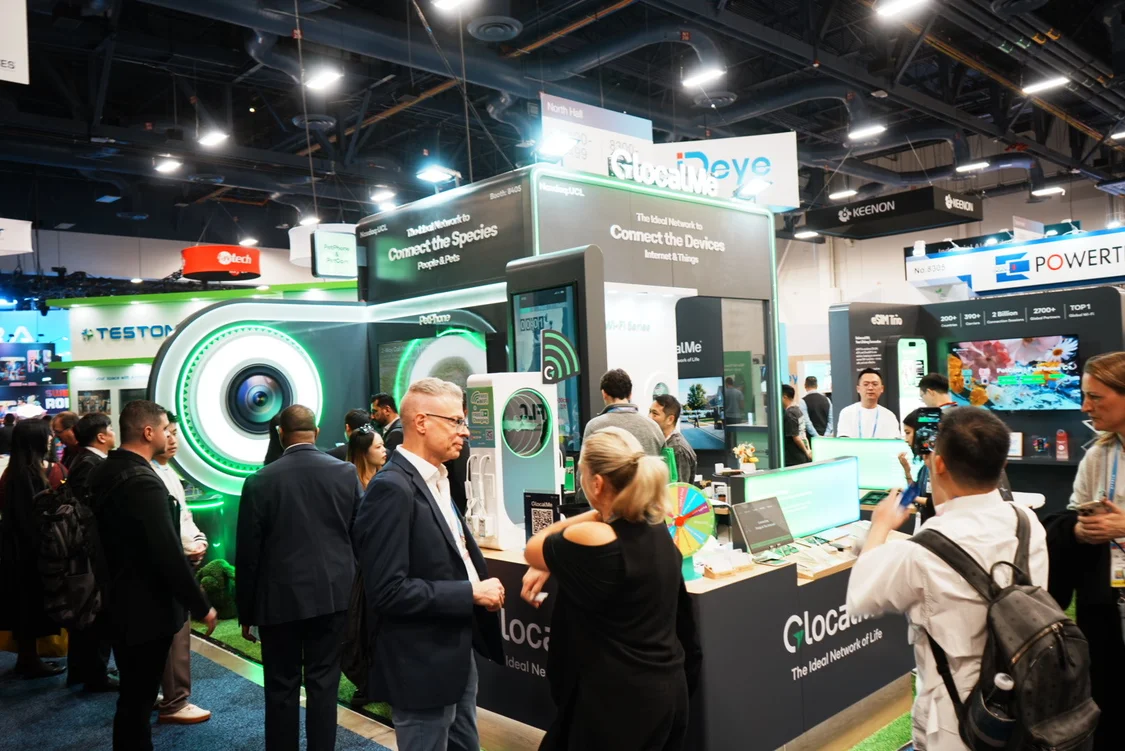 优克联展台现场